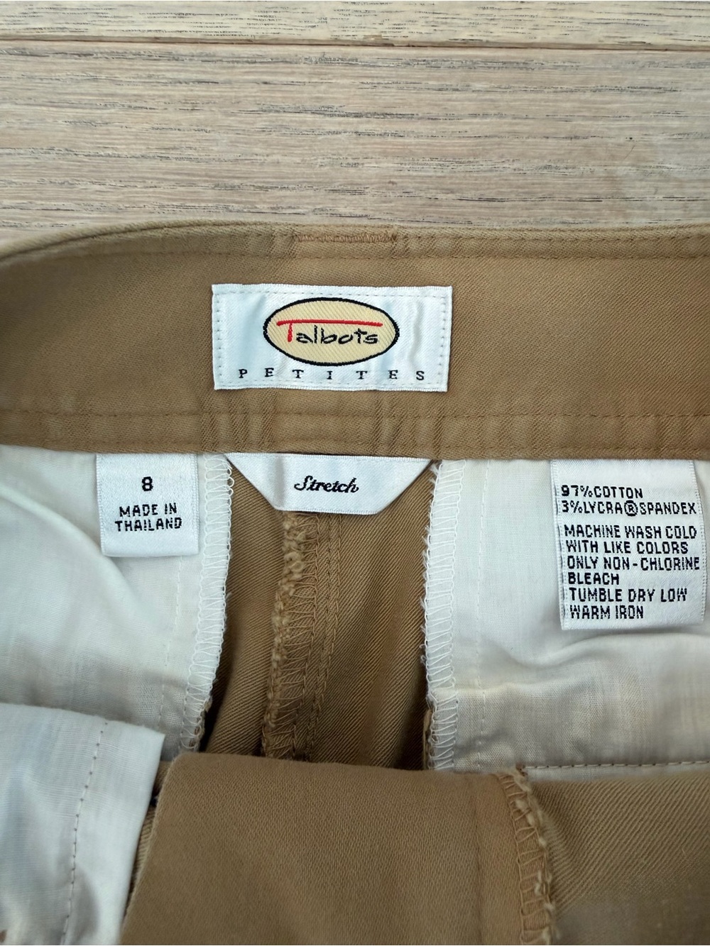 Talbots Petites Khaki Stretch Straight Leg Chino Pants Women’s Size 8 - Picture 2 of 4